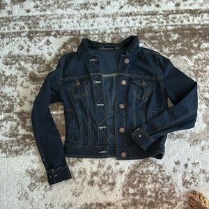 American Eagle Woman’s small dark wash denim jean jacket